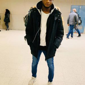 Meet your Posher, Lionel carmel